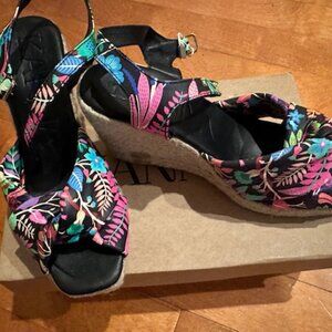 Flower print KANNA espadrilles Italian size 39